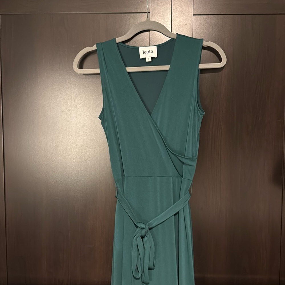 Leota Long Maxi Dress Deep Green with Slit. Small